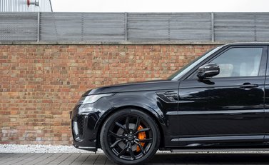 Land Rover Range Rover Sport 5.0 SVR 30