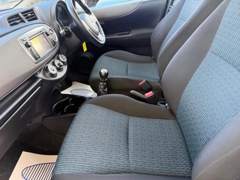 Toyota Yaris 1.33 Dual VVT-i TR Euro 5 5dr 31