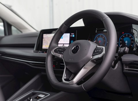 Volkswagen Golf 8 2.0 TDI Style 11