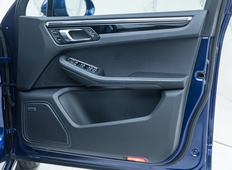 Porsche Macan GTS 25