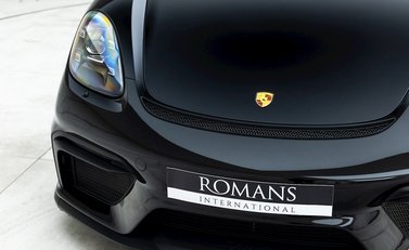 Porsche 718 Boxster Spyder 23