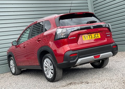 Suzuki SX4 S-Cross MOTION BOOSTERJET MHEV 15