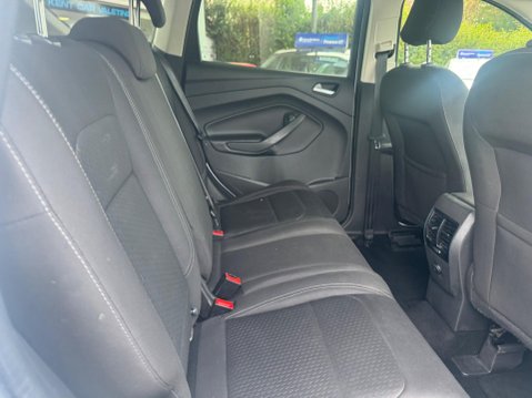 Ford Kuga 2.0 TDCi EcoBlue Zetec AWD Euro 6 (s/s) 5dr 27