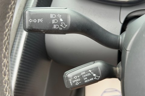 Audi R8 GT QUATTRO V10 SPYDER - 1 OF 33 - BUCKET SEATS -CERAMIC BRAKES 61
