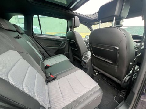 Volkswagen Tiguan 2.0 Tiguan R-Line TDI BlueMotion Technology 4Motion Semi-Automatic 4WD 5dr 34