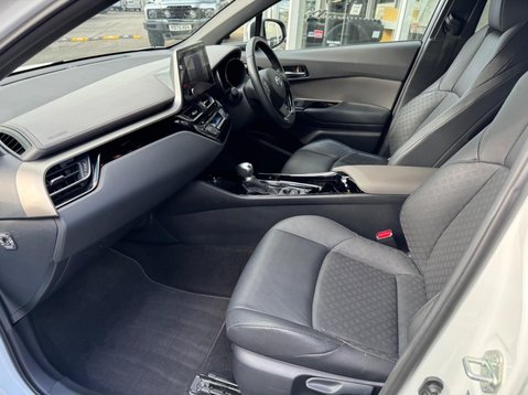 Toyota C-HR EXCEL 31