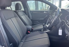 Volkswagen T-Roc BLACK EDITION 1.0 TSI 17
