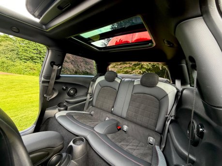 Mini Hatch JOHN COOPER WORKS 21