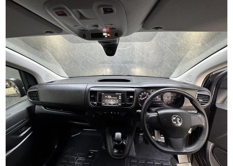 Vauxhall Vivaro 1.5 Turbo D 2700 Pro Panel Van 6dr Diesel Manual L1 H1 Euro 6 (s/s) (120 ps 59