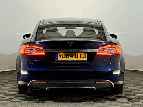 Tesla Model S 85 8