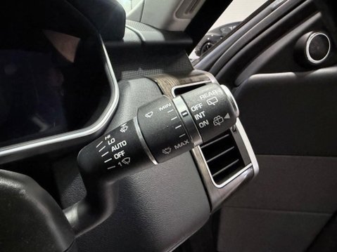 Land Rover Range Rover Sport 3.0 SD V6 HSE Auto 4WD Euro 6 (s/s) 5dr 23