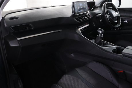 Peugeot 3008 PURETECH S/S ALLURE 33