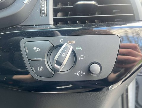 Audi A4 1.4 A4 Black Edition TFSI 5dr 14