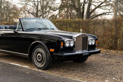 Rolls-Royce Corniche II Convertible 11