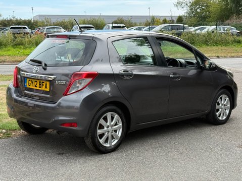 Toyota Yaris VVT-I TR 4