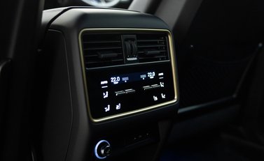 Porsche Cayenne TURBO E-HYBRID COUPE WITH GT PACKAGE 20