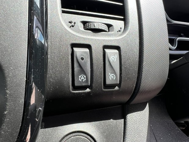 Vauxhall Vivaro SWB L1H1 Low Roof Sport 2900 EURO 6 NO VAT 30