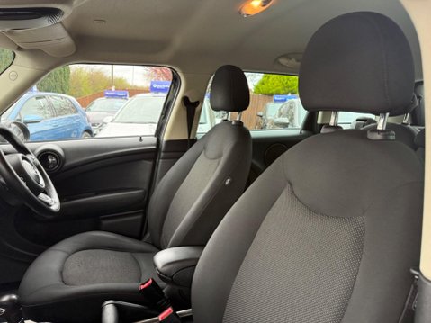 Mini Countryman 2.0 Cooper D Auto Euro 5 5dr 37