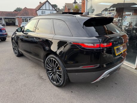 Land Rover Range Rover Velar R-DYNAMIC HSE 300D 11