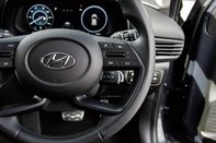 Hyundai BAYON T-GDI SE CONNECT DCT MHEV 20