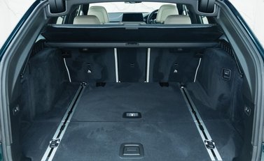 BMW Alpina B5 Touring 55