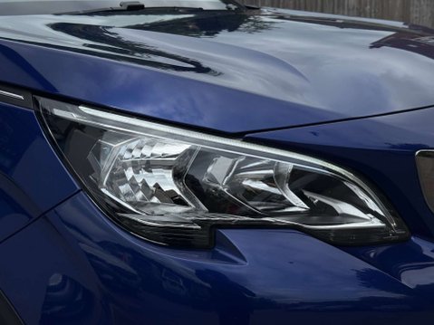 Peugeot 3008 1.2 PureTech Allure SUV 5dr Petrol Manual Euro 6 (s/s) (130 ps) 17