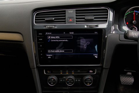 Volkswagen Golf E-GOLF 30