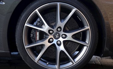 Ferrari California 13