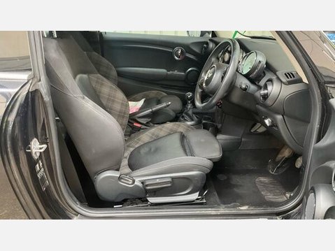 Mini Hatch 1.5 Cooper Euro 6 (s/s) 3dr 5