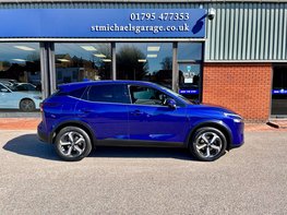 Nissan Qashqai 1.3 Qashqai N-Connecta DiG-T MHEV 5dr 10