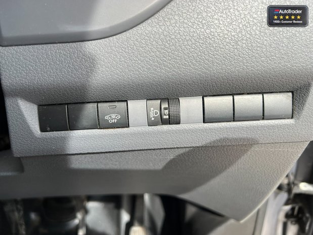 Vauxhall Vivaro LWB L2H1 Low Roof Sportive 2700 Air Con Sensors EURO 6 NO VAT 44