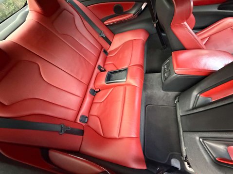 BMW M4 3.0 M4 Competition Edition Package Semi-Auto 2dr 30