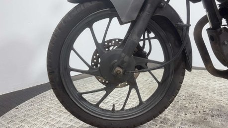 Honda CB GLR 125 2017 GOOD RUNNING PROJECT BIKE SPARES OR REPAIR 125CC 15