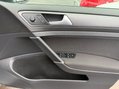 Volkswagen Golf 1.0 TSI BlueMotion Tech SE Nav Euro 6 (s/s) 5dr 24