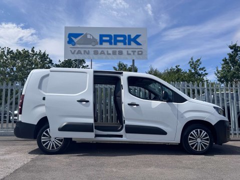 Peugeot Partner 1.5 BlueHDi 950 Professional Premium + Long Panel Van 6dr Diesel Manual LWB 31