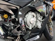 Yamaha R1M 1000 Super Sports Petrol Manual (200 ps) 8