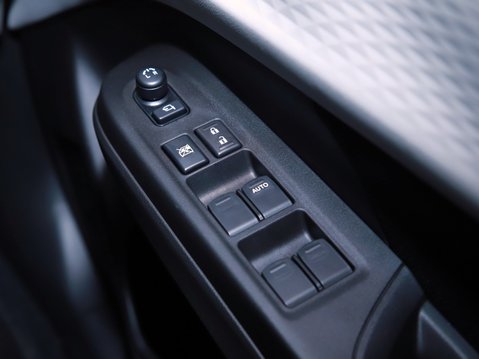 Suzuki Swift 1.2 Mild Hybrid Ultra ALLGRIP 5dr 28