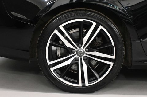 Volvo V60 2.0 V60 R-Design T6 Recharge AWD Auto 4WD 5dr 41