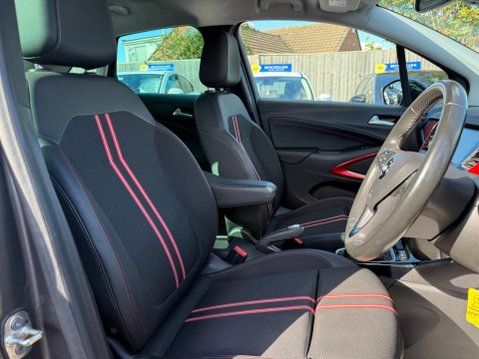 Vauxhall Crossland X 1.2 SRi Nav Euro 6 (s/s) 5dr 17
