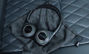 Land Rover Range Rover P565 SVAutobiography Dynamic Black 11