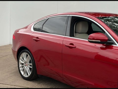 Jaguar XF 2.0 XF Portfolio D Auto 4dr 11