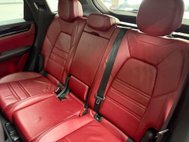 Porsche Cayenne 2.9T V6 S SUV 5dr Petrol TiptronicS 4WD Euro 6 (s/s) (440 ps) 43