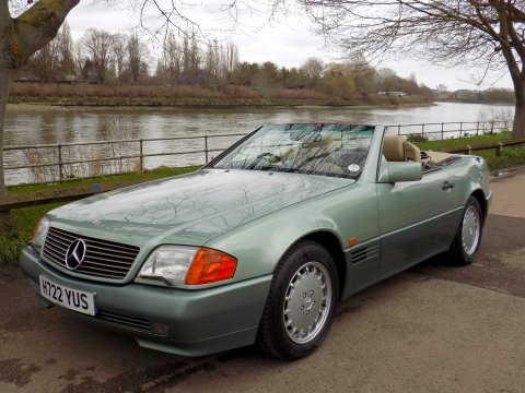 Mercedes-Benz SL Series 500SL-32 6