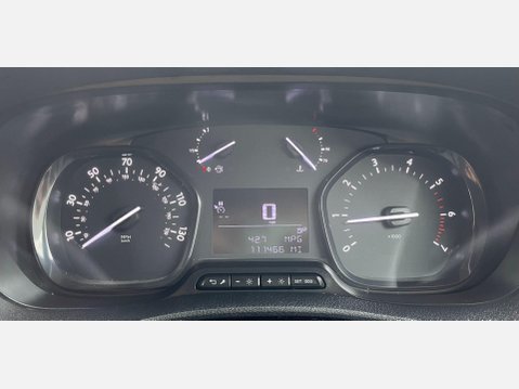 Vauxhall Vivaro 1.5 Turbo D 2900 Sportive L2 H1 Euro 6 (s/s) 5dr 29