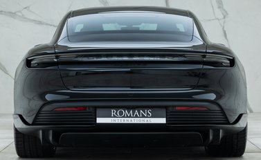 Porsche Taycan 4S 5