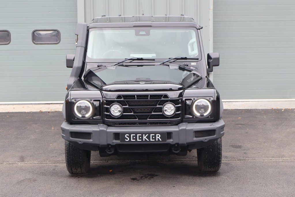 Ineos Grenadier FIELDMASTER EDITION PICK UP VERY RARE PETROL MODEL SEEKER STYLED  2