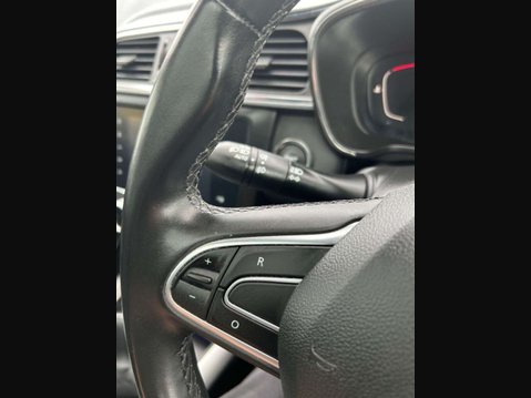 Renault Kadjar 1.3 TCe GT Line SUV 5dr Petrol Manual Euro 6 (s/s) (160 ps) SUPER FAMILY SU 35