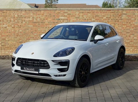 Porsche Macan GTS 21