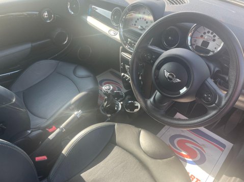 Mini Hatch 1.6 Cooper D Bayswater Euro 5 (s/s) 3dr 16