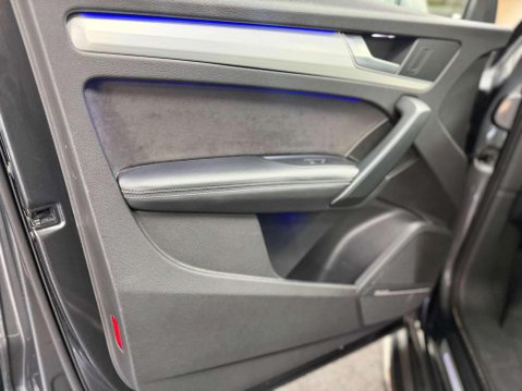 Audi SQ5 3.0 TFSI V6 SUV 5dr Petrol Tiptronic quattro Euro 6 (s/s) (354 ps) 42